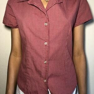 Women’s Red Gingham Short-Sleeve Button-Down Shirt